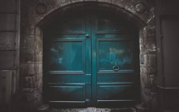 5 Tempat Idaman Setan di Rumah, Usir dengan Ini!