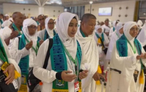 Mahira, Gadis Cantik Asal Aceh Jadi Jemaah Haji Termuda