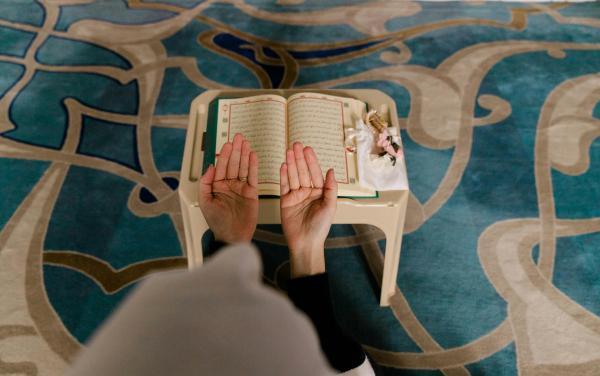 Mustajab! Keistimewaan Berdoa di Jumat Sore