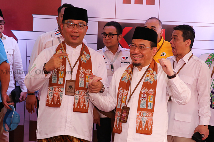 Pasangan Cagub dan Cawagub DKI Jakarta Ridwan kamil- Suswono saat mendaftarkan diri ke KPUD Jakarta, Rabu (28/8/2024). (Foto: Edwin B/ Muslim Obsession)