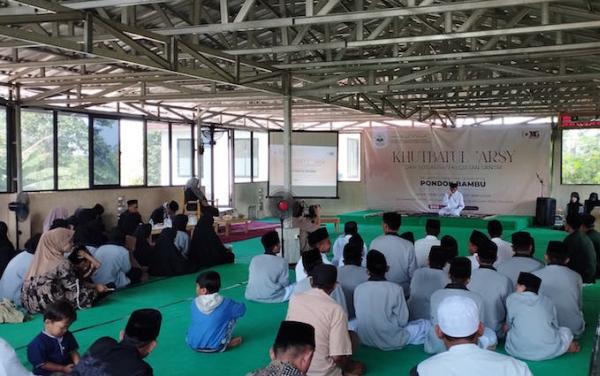 Awali Tahun Ajaran Baru, PTQ. Pondok Bambu Gelar Khutbatul ‘Arsy