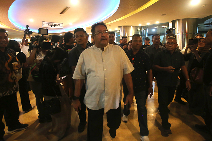 Cawagub DKI Jakarta Rano Karno saat tiba di Teater besar Taman Ismail Marzuki (TIM), Jakarta Pusat, Sabtu (28/9/2024). (Foto: Edwin B/ Muslim Obsession)