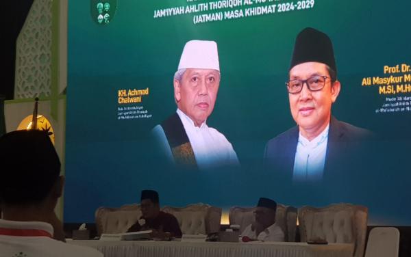 KH Achmad Chalwani dan KH Ali Masykur Musa Pimpin JATMAN 2024-2029