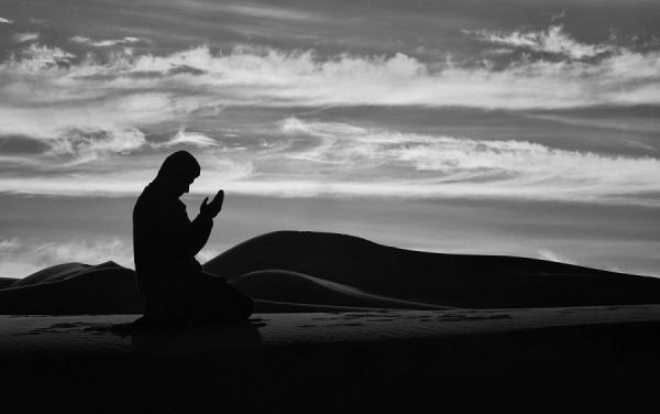Begini Cara Berdoa Para Nabi dan Wali Allah yang Tidak Dipahami Orang Awam