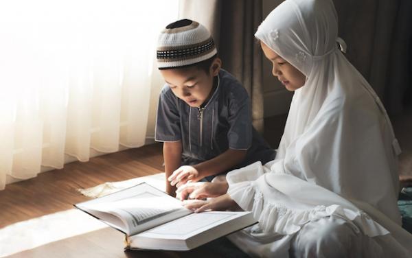 Ramadhan: Berkah dan Mulia Bersama Al-Quran