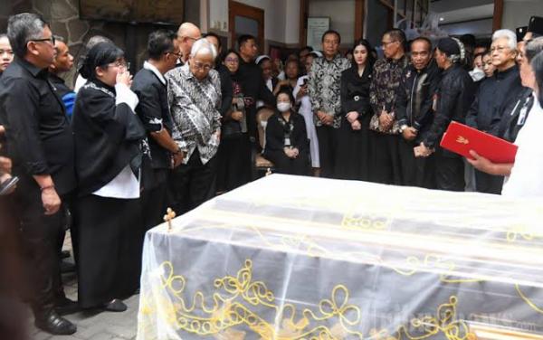 Melayat dan Mendoakan Non Muslim Apakah Dibolehkan?