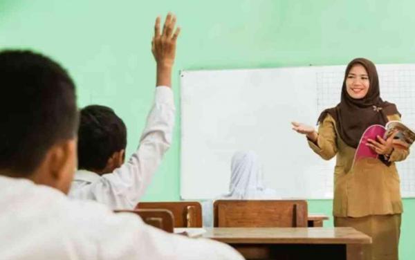 Guru PAUD-SMA Kini Wajib Belajar Sehari dalam Seminggu