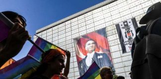 Gay di Turki