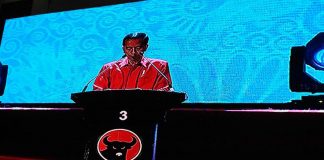 Jokowi Hentikan Pidato