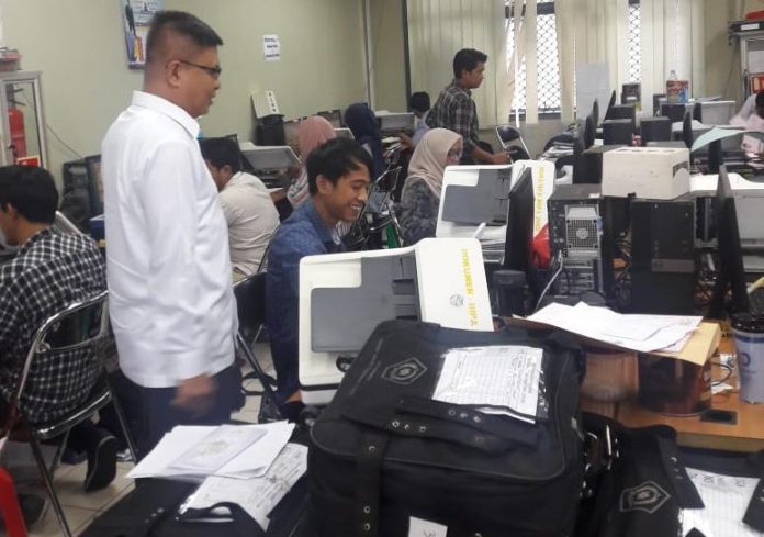 Tim Ditjen Penyelenggaraan Haji dan Umrah tengah memproses pembuatan visa jamaah haji Indonesia tahun 1440H/2019M.