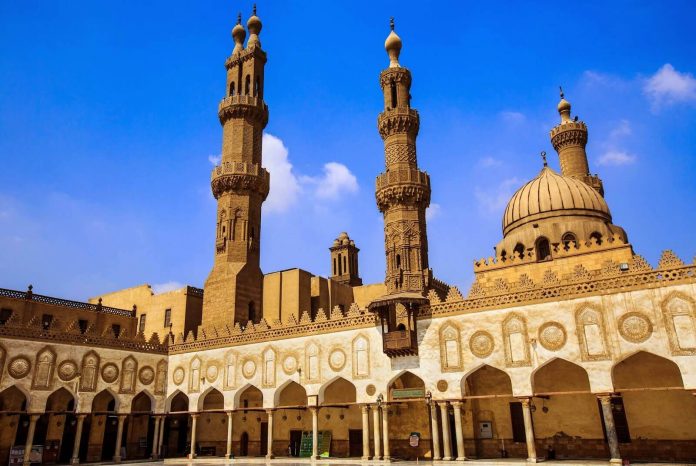 Masjid Universitas Al-Azhar Kairo.