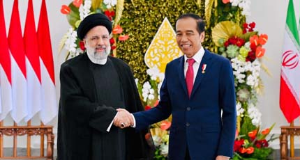 Presiden Iran Seyyed Ebrahim Raisi dan Presiden Jokowi (Foto: Setkab)